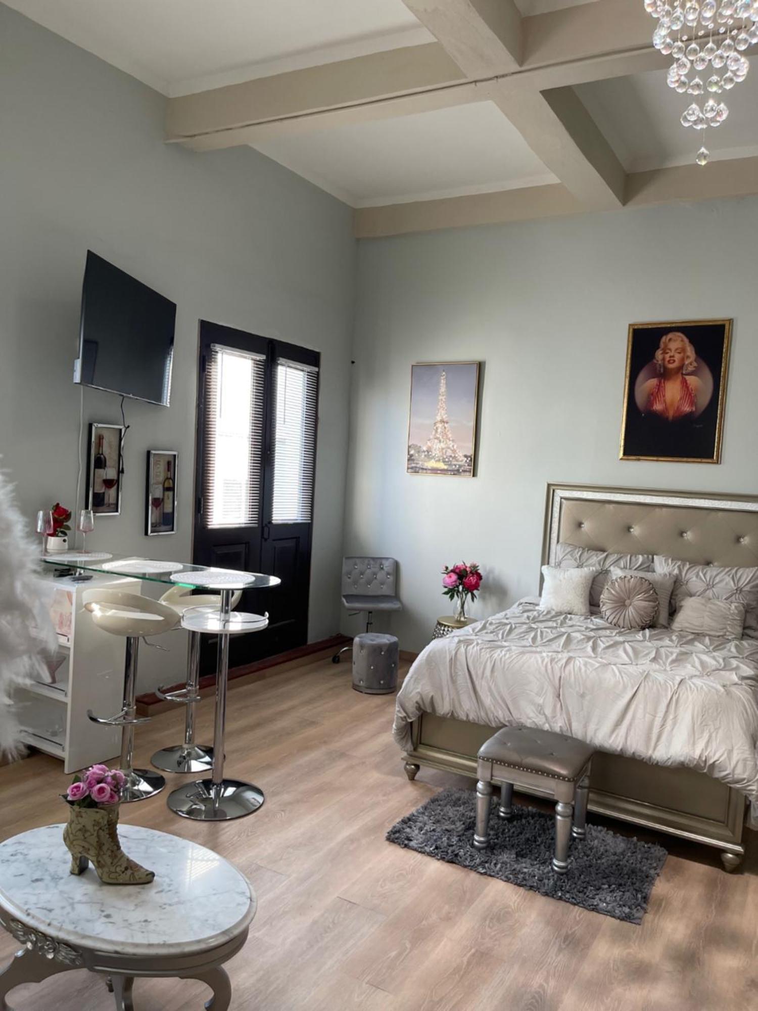 The Balconies Studio, The Marilyn Suite & The Crystal Apartment At Casa Of Essence In Old Сан Хуан Екстериор снимка